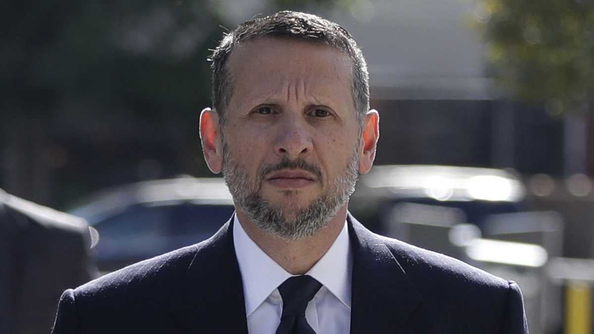   In this Sept. 23, 2016, file photo, David Wildstein arrives at Martin Luther King Jr. Federal Courthouse in Newark, N.J. Wildstein pleaded guilty last year to orchestrating traffic jams in 2013 to punish a Democratic mayor who didn't endorse Gov. Chris Christie. (Julio Cortez/AP Photo)  