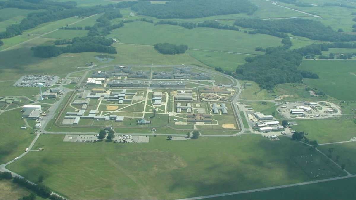  Vaughn Correctional Center in Smyrna seen from above. (image via GoogleMaps) 