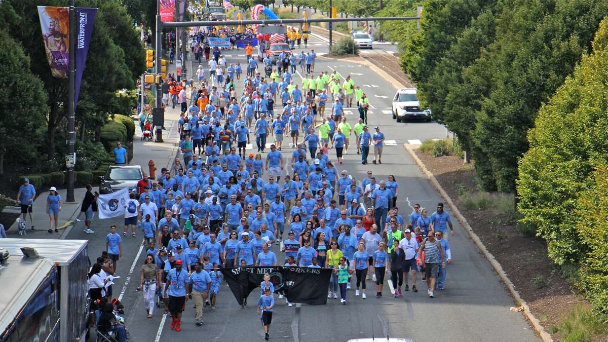 The Sheet Metal Workers union leads the Labor Day parade down Columbus Boulevard in Philadelphia. (Emma Lee/WHYY)