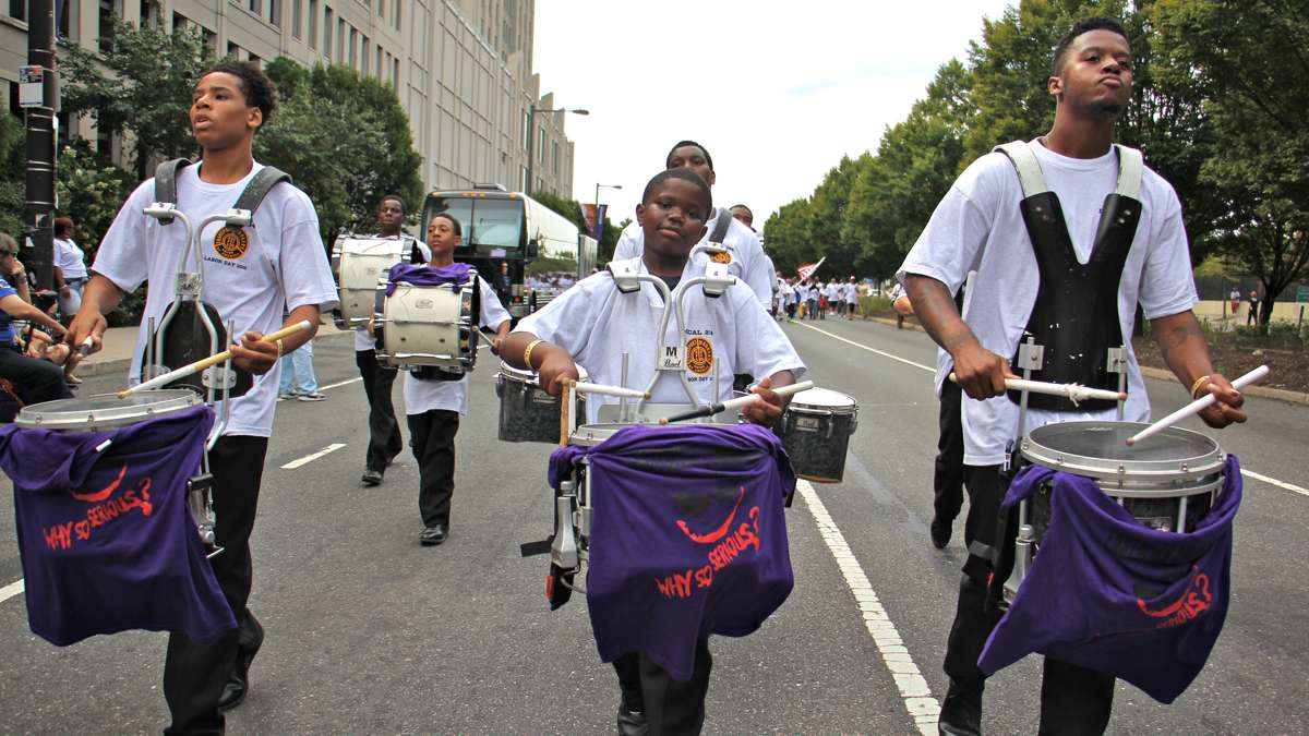 Drummers for Transport Workers Local 234 bang out a rhythm in the Philadelphia Labor Day parade. (Emma Lee/WHYY)