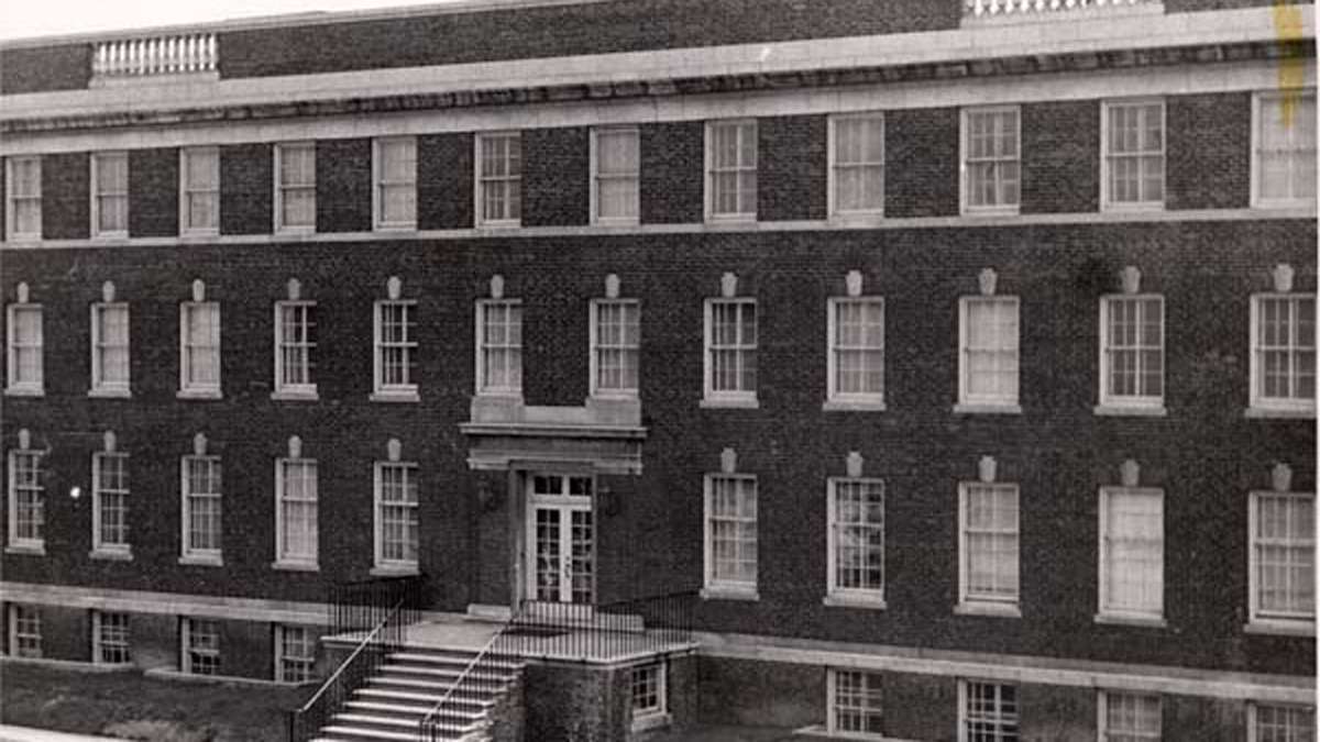 Mercy Hospital (later Mercy-Douglass) was housed in this structure from 1919-1948 and was located in West Philadelphia. A modern nine-story building replaced it in 1955. (Barbara Bates Center for the Study of the History of Nursing/http://www.pinterest.com/nursinghistory/mercy-douglass-son/) 