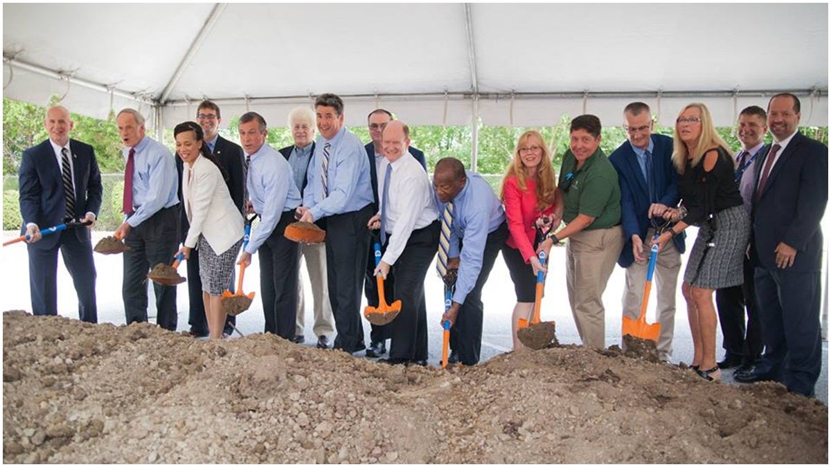  Groundbreaking ceremony for Newark Regional Transportation Center (Photo courtesy of DelDOT) 