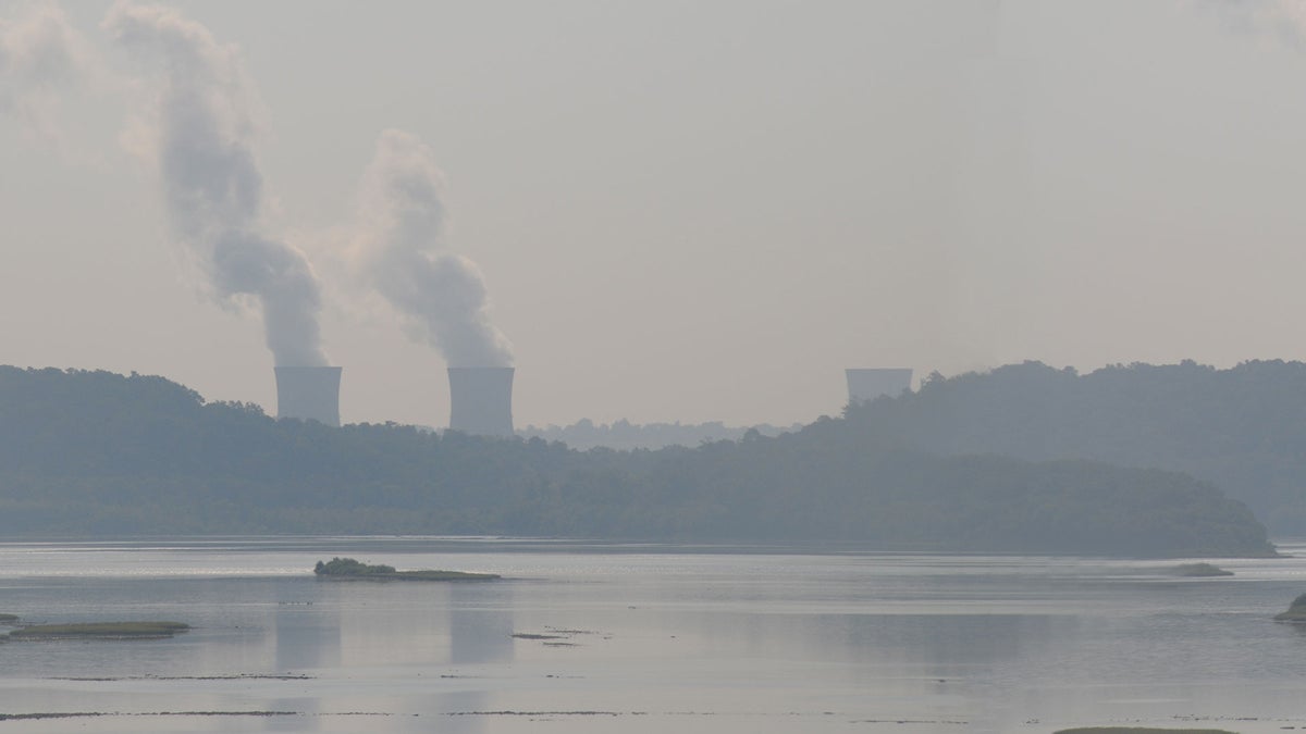  Three Mile Island's Unit 1 reactor is still operational and provides enough power for 800,000 homes. Unit 2 partially melted down in 1979. (Joanne Cassaro/WITF) 