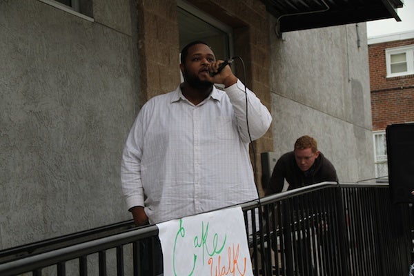 <p><p>Antoine "Toff" Barnes sings two positive songs to the crowd. (Trenae V. McDuffie/for NewsWorks)</p></p>
