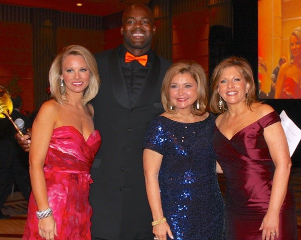 <p><p>Former Philadelphia Eagle Tra Thomas with Susan Barnett (left), Pat Ciarrocchi and Stephanie Stahl, all of Eyewitness News on CBS 3/The CW Philly (Photo courtesy of Dr. Kurt Bomze)</p></p>
