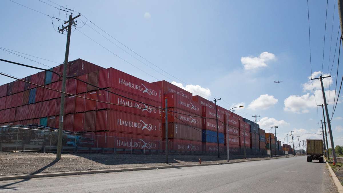 Container cargo has more than doubled at the port of Philadelphia over the last 10 years.  (Lindsay Lazarski/WHYY)