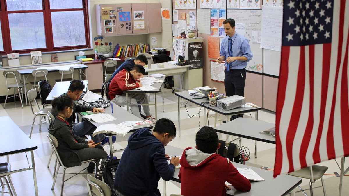  In this Feb. 15, 2017, photo, Eric Hoover teaches his class of immigrant and refugee students at McCaskey High School in Lancaster, Pa.  (AP Photo/Michael Rubinkam) 
