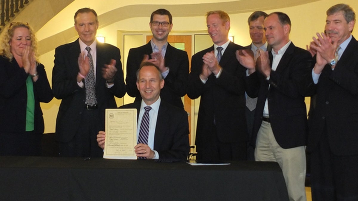  (photo courtesy Gov. Markell staff) 