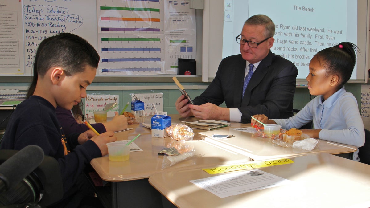  Philadelphia Mayor Jim Kenney sits down to breakfast with fourth graders at Henry A. Brown Elementary School in Kensington. (Emma Lee/WHYY) 