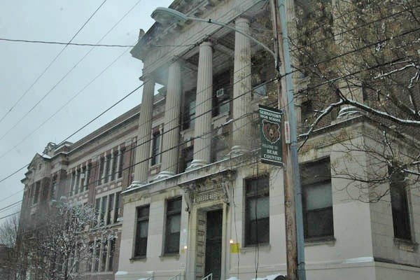 a 20Germantown High School's main entrance on High Street. (NewsWorks, file)