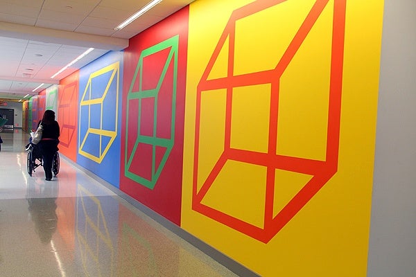 <p>A work by Sol LeWitt brightens a hallway at Einstein Medical Center in Montgomery. (Emma Lee/for NewsWorks)</p>
