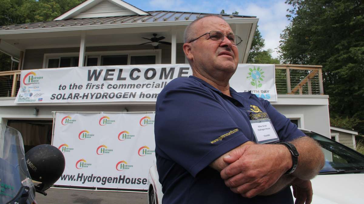 Mike Strizki, who designed the solar-to-hydrogen system, hopes to bring his technology to a wider market. (Emma Lee/WHYY)