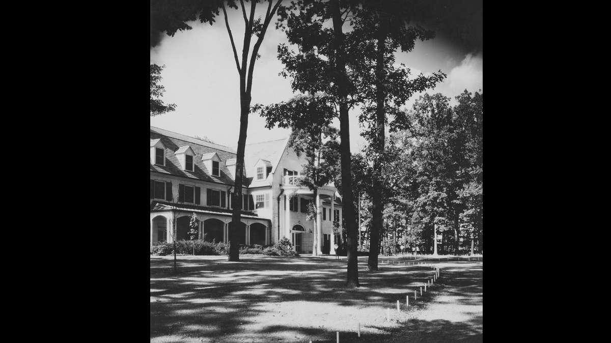 Front entrance to Nittany Lion Inn on Penn State campus. (Image courtesy of the Centre County Historical Society)