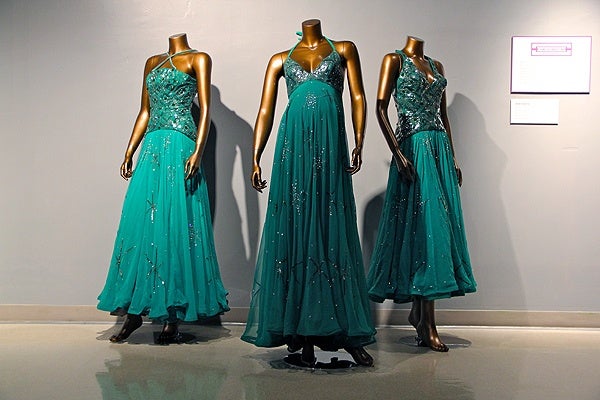 <p>Mary Wilson wore this Sequined emerald-green chiffon maternity gown on the Merv Griffin Show in 1974. (Emma Lee/for NewsWorks)</p>

