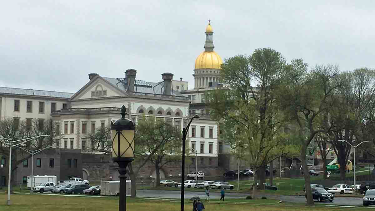  New Jersey state Capitol building in Trenton. (Alan Tu/WHYY) 