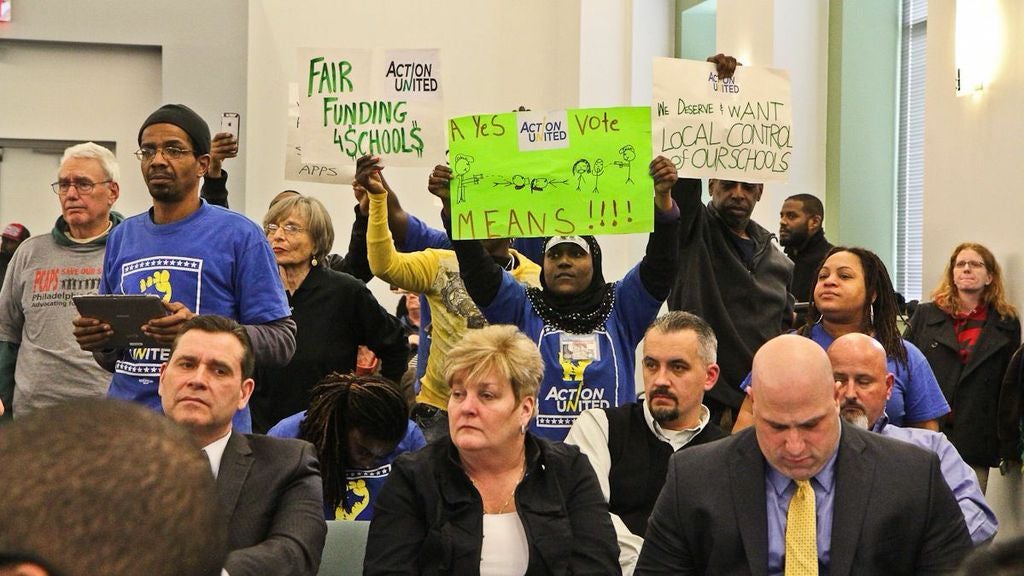 Applicants who wish to open charter schools, opponents of those plans, protesters and parents crowded the School Reform Commission meeting in 2017. The marathon session, which began at 3:30 p.m., lasted well into the night. (Kimberly Paynter/WHYY) 