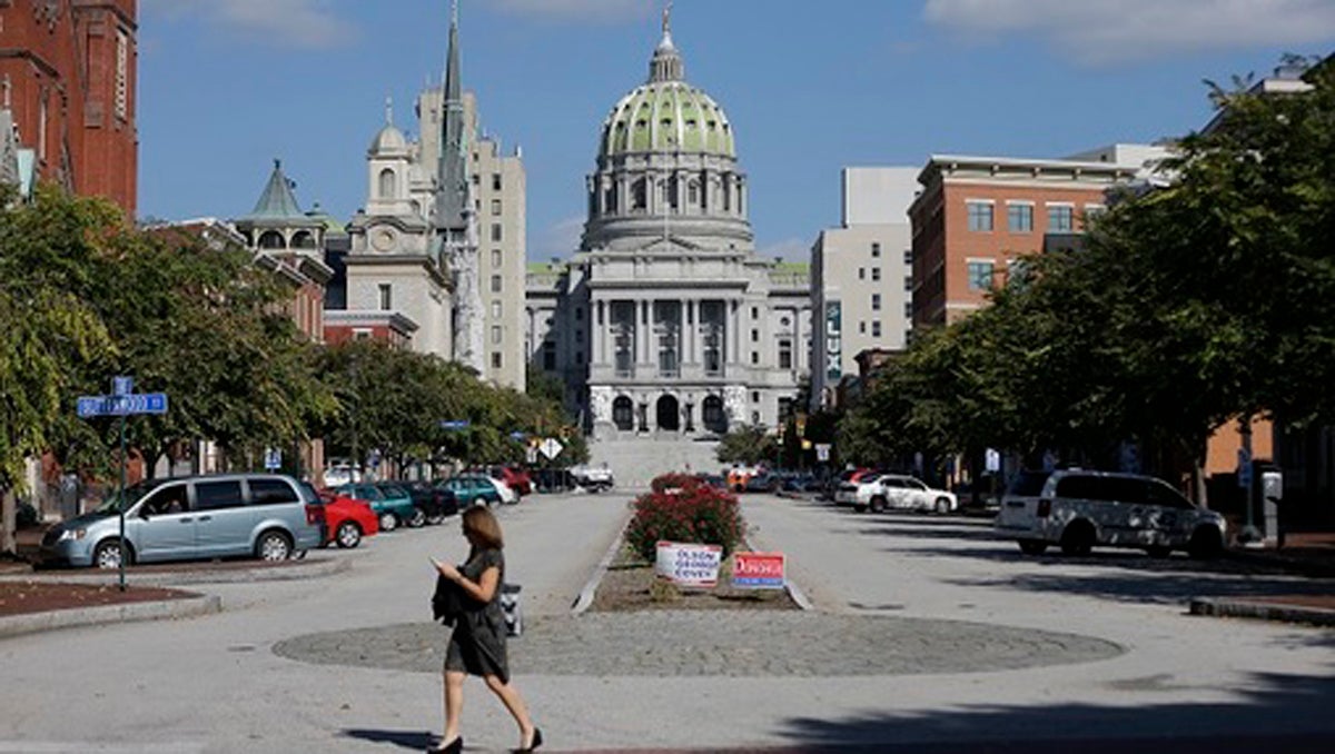 Lawmakers are having trouble deciding whether to merge two major state departments. (AP Photo) 