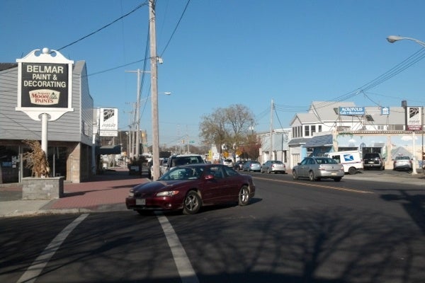 <p><p>Belmar looks back to normal on election day but 70% of residents don't have electricty one-week after superstorm Sandy. (Tara Nurin/for NewsWorks)</p></p>
