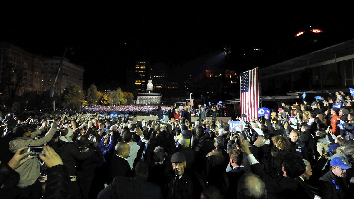 President Barack Obama and his wife, Michelle, join Democratic presidential candidate Hillary Clinton, President Bill Clinton, and Chelsea Clinton for an election eve rally on Independence Mall. (Bastiaan Slabbers for NewsWorks)