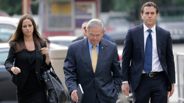  Sen. Bob Menendez, center, arrives with his children, Alicia Menendez and Robert Menendez Jr., to court for his federal corruption trial in Newark, N.J., Wednesday, Sept. 6, 2017. (AP Photo/Seth Wenig) 