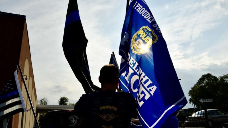 Hundreds from the local police community came to show support at a rally at the FOP lodge in Northeast Philadelphia on Thursday. (Bastiaan Slabbers for NewsWorks)