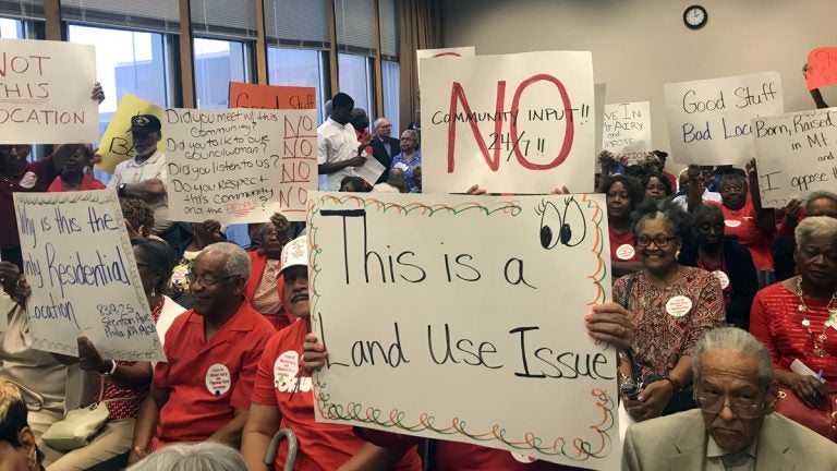  Mt. Airy residents attend a community meeting on Aug. 15, 2017. (Bobby Allyn/WHYY)  