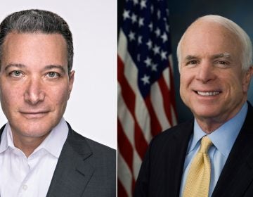 Jeff Rosen of the National Constitution Center (left) and U.S. Sen. John McCain