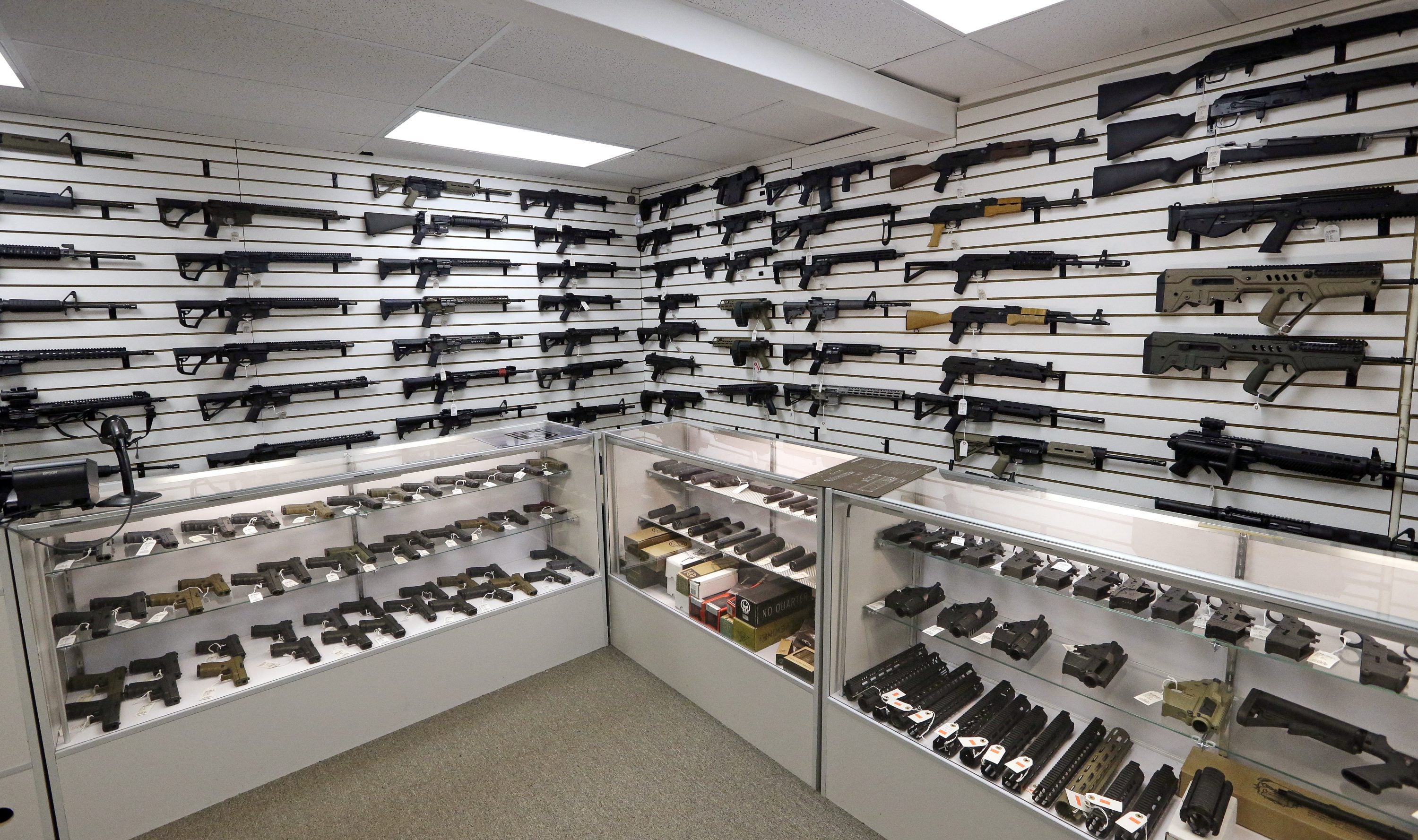 To halt some gun sales, cities move to force better Pentagon reports on