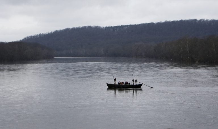 With Delaware River running low Philly area Christmas tradition