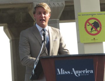 This Aug. 30, 2017 photo shows Josh Randle, president of the Miss America Organization, speaking at a welcoming ceremony for pageant contestants in Atlantic City N.J. On Saturday Dec. 23, 2017, Randle resigned from the organization in the wake of an email scandal in which top leaders of the group ridiculed former Miss Americas, including comments about their appearance, intellect and sex lives. The group's CEO was suspended on Friday. (Wayne Parry/AP Photo)