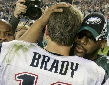 New England Patriots quarterback Tom Brady is congratulated by Philadelphia Eagles quarterback Donovan McNabb after the Patriots won 24-21 in Super Bowl XXXIX at Alltel Stadium on Sunday, Feb. 6, 2005, in Jacksonville, Fla. (AP Photo/Elaine Thompson)