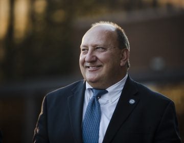 Allentown Mayor Ed Pawlowski walks from the federal courthouse in Philadelphia after a pretrial hearing, Tuesday, Nov. 28, 2017.