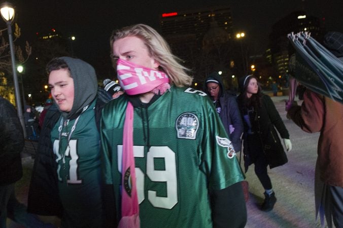 Fans dressed for the cold. (Jonathan Wilson for WHYY)