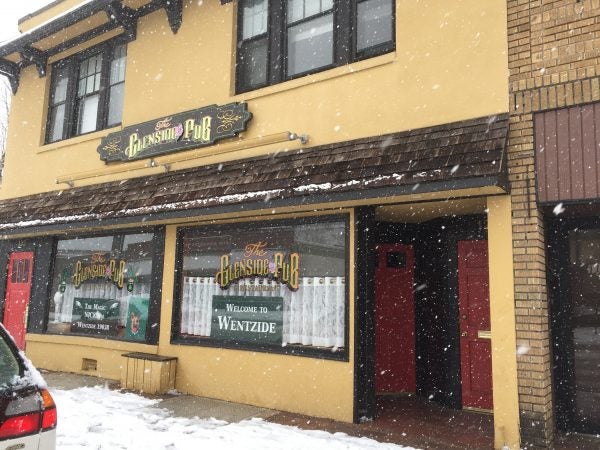 Many businesses — including the Glenside Pub — are closed. (Nora O'Dowd/WHYY)