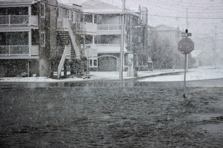 Many streets in Ocean City have turned into slushy canals, with snow falling heavily right before 2:45 p.m. Wednesday. (Photo: Bill Barlow)
