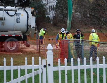 Workers and contractors for Sunoco Pipeline begin an ‘additional investigation’ of geological conditions behind homes at Lisa Drive, West Whiteland Township, Chester County where the company has been drilling for construction of the Mariner East 2 and 2X pipelines. The company offered to relocate residents of the five homes whose yards are crossed by the pipeline right of way. The work is expected to take 4-6 weeks. (Jon Hurdle/StateImpact Pennsylvania)
