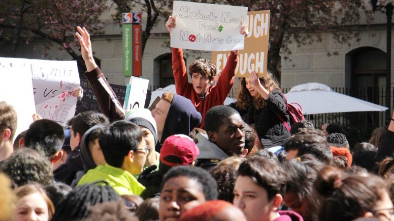 Hundreds of students fill the courtyard at Philadelphia City Hall to protest gun violence. (Emma Lee/WHYY)