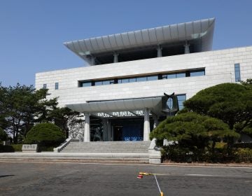 South Korean officials prepare for inter-Korean summit in front of the Peace House. Kim Jong Un and Moon Jae-in are scheduled to meet there Friday. South Korean officials prepare for inter-Korean summit in front of the Peace House. Kim Jong Un and Moon Jae-in are scheduled to meet there Friday. (Chung Sung-Jun/Getty Images)