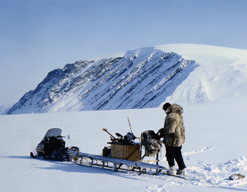 Canadian glaciologist Roy (Fritz) Koerner working on a glacier in April, 1983. (Image courtesy of Mark Serreze)