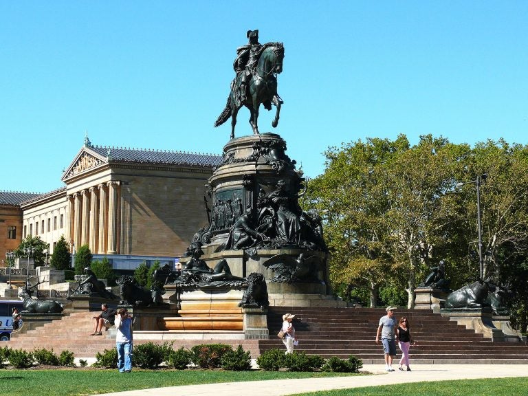 The Washington Monument, sculpted by Rudolf Siemering, in Eakins Oval, (KenThomas)