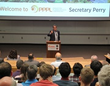 U.S. Seretary of Energy Rick Perry speaks to scientists at Princeton Plasma Physics Laboratory.