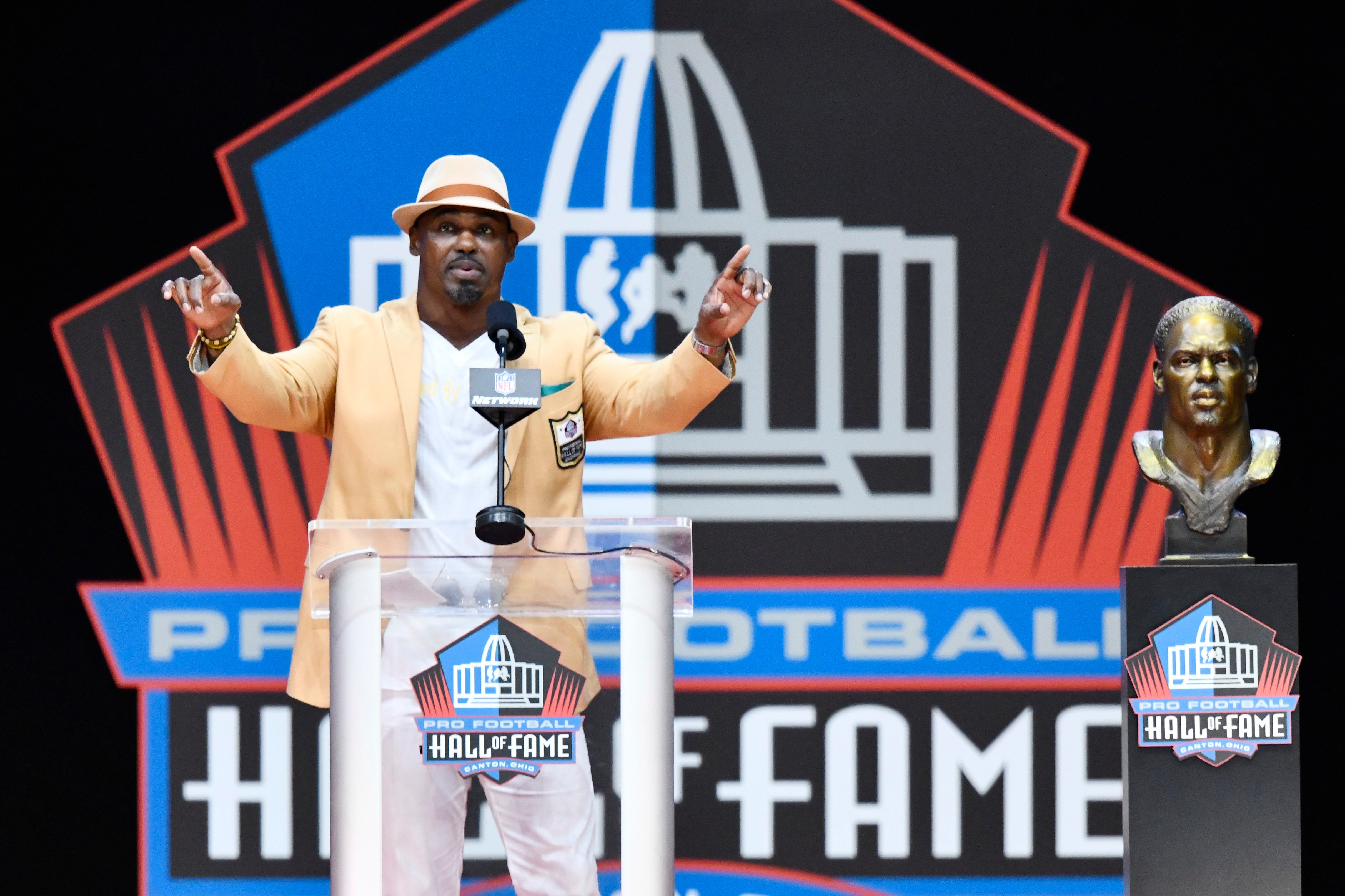 Former Clemson All-American Brian Dawkins elected to Pro Football