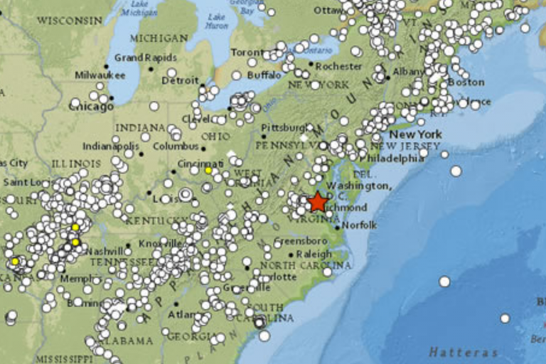 A red star denotes the location of the August 23, 2011 earthquake, and the dots represent the locations where people reported feeling the tremor to the United States Geological Survey. (Image: USGS)