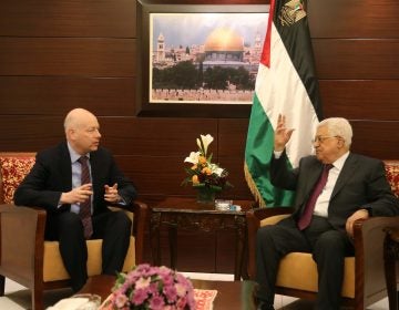 Special representative for international negotiations, Jason Greenblatt (left) and Palestinian President Mahmoud Abbas (right) meet in Ramallah, West Bank on May 25, 2017. (Anadolu Agency/Getty Images)