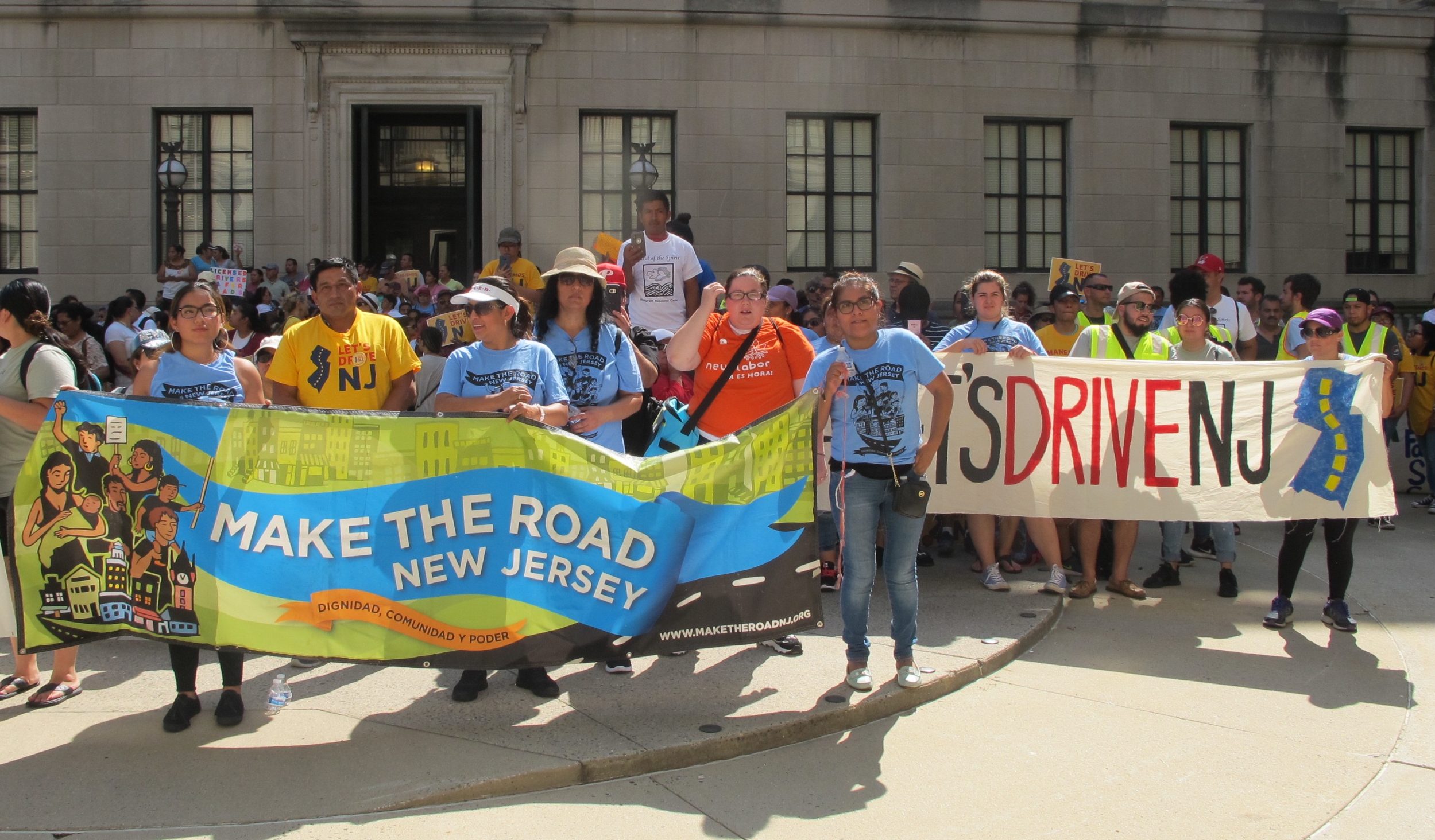 Trenton rally calls for giving driver's licenses to undocumented ...