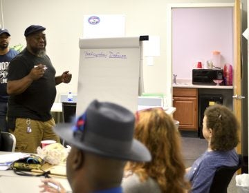 Steve Austin, a facilitator of Philadelphia's participatory defense program, talks about tapping the resources of the community that knows defendants. (Bastiaan Slabbers for Keystone Crossroads)