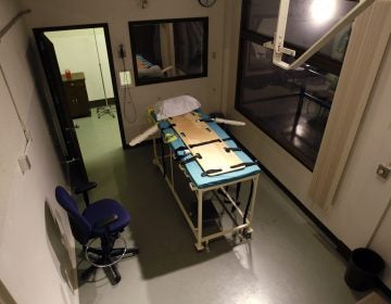 In this Nov. 20, 2008, file photo, the execution chamber at the Washington State Penitentiary is shown with the witness gallery behind glass at right, in Walla Walla, Wash. (Ted S. Warren/AP Photo, File)