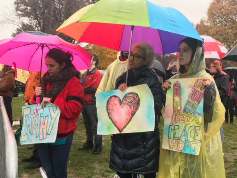 A rally took place at Point State Park Friday, November 9, 2018, to honor the victims of the Tree of Life synagogue shooting. (Virginia Alvino Young/WESA)