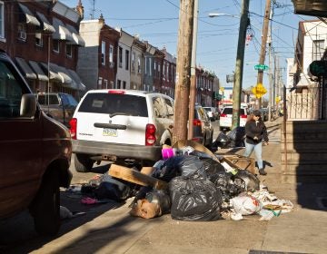 Piles of trash in Kensington. (Kimberly Paynter/WHYY)