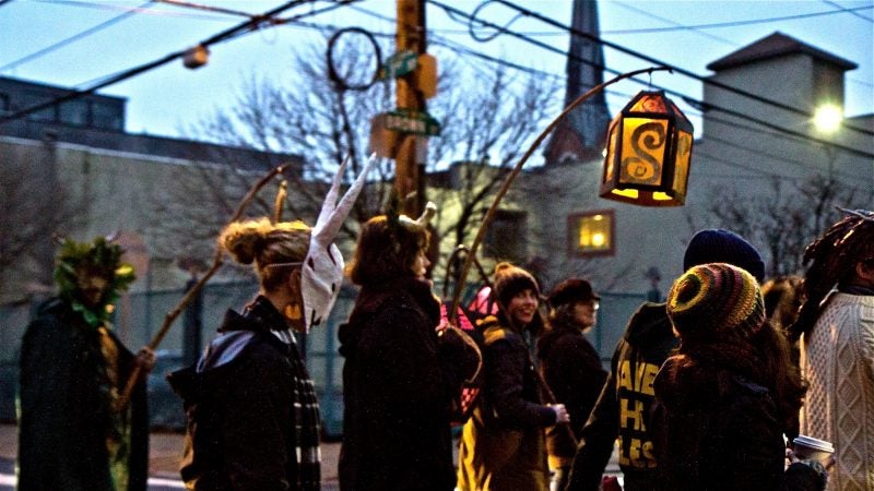 Spirits march through Northern Liberties for the 2018 Parade of Spirits. (Kimberly Paynter/WHYY)